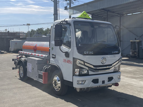 楚勝牌CSC5045GJY6加油車(chē)